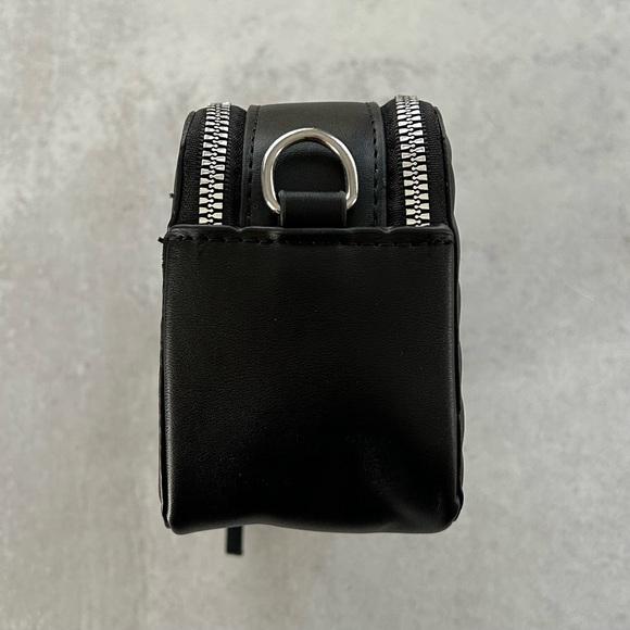 Designer Style Black Matelasse Quilted Camera Crossbody Shoulder Bag , Black NEW - Picture 7 of 10